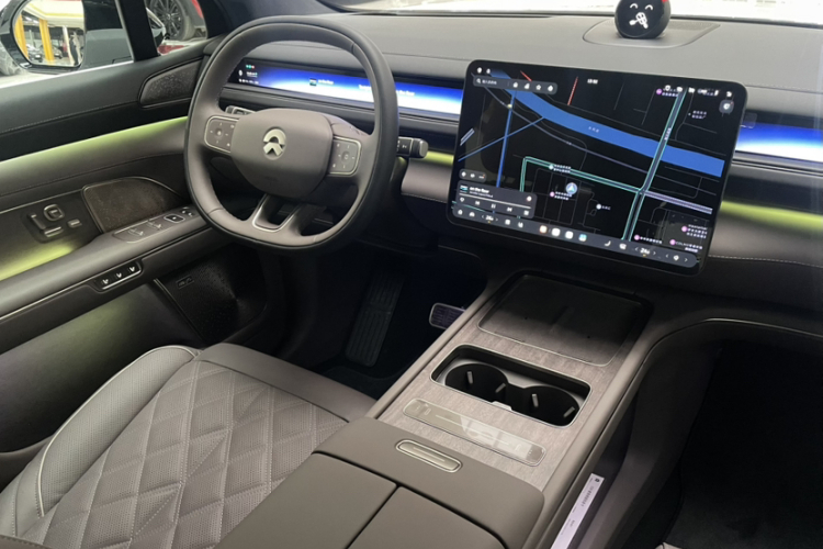 蔚来ES8 2026款 六座行政豪华版中控内饰7004