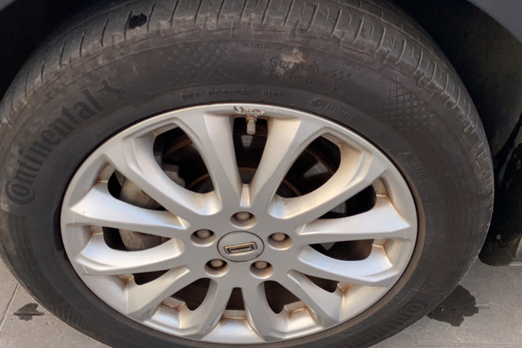 观致3 2017款 都市SUV 1.6T 自动致悦型车身外观6009