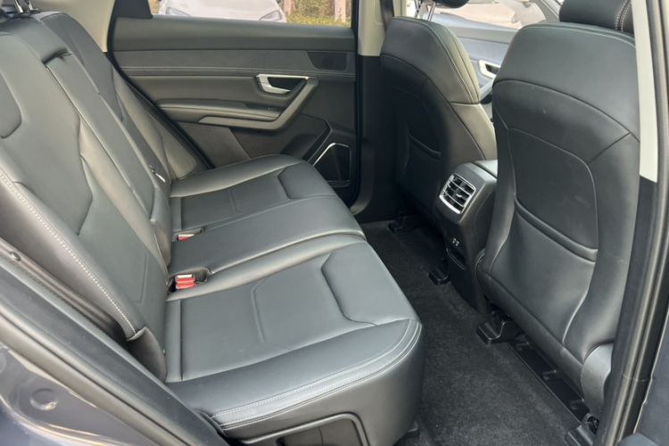 比亚迪 宋Pro新能源 2019款 DM 1.5T 四驱性能版豪华型中控内饰7005