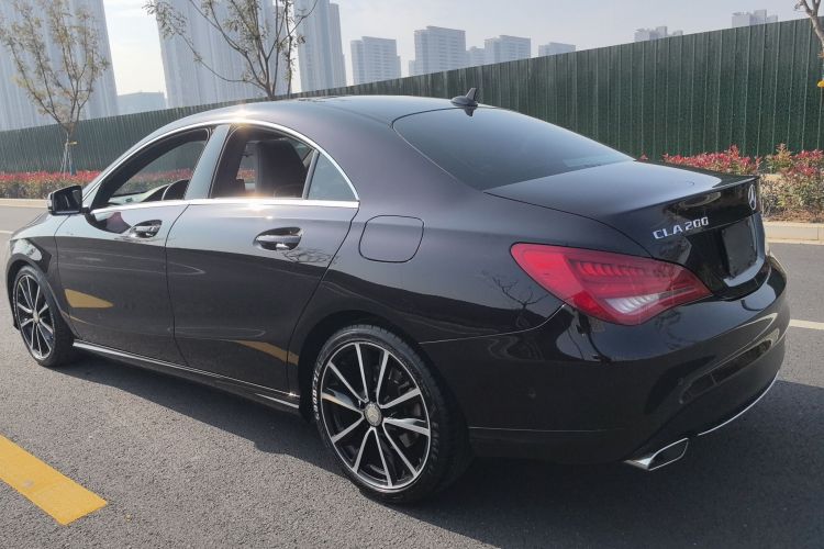 奔驰CLA 2016款 CLA 200 时尚型车身外观6003