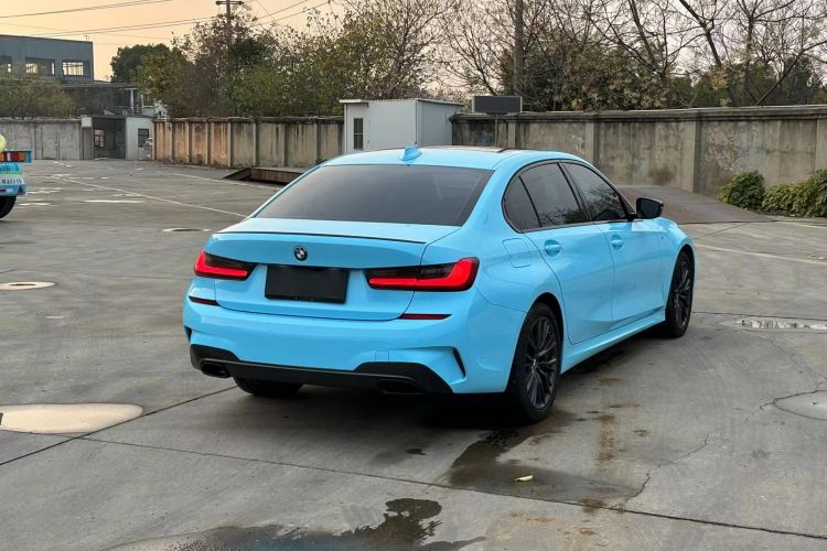 宝马3系 2022款 325Li M运动曜夜套装车身外观6008