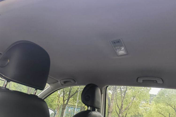 大众 途观L 2017款 330TSI 自动两驱舒适版局部细节22