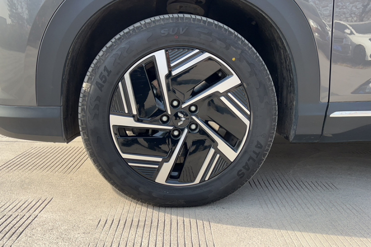 五菱汽车 五菱星光S 2024款 130km 旗舰型车身外观6007