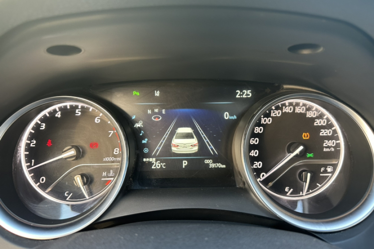 丰田 凯美瑞 2021款 2.0G 豪华版中控内饰15