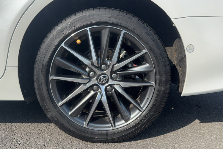 丰田 凯美瑞 2021款 双擎 2.5HG 豪华版车身外观6007