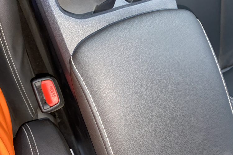 启辰D60 2023款 PLUS 1.6L XL CVT悦领版中控内饰7006