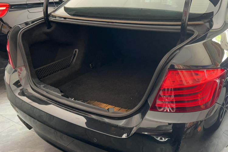 宝马5系 2014款 535Li 领先型局部细节23