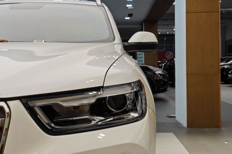 哈弗H6 2017款 红标 2.0T 自动两驱智尚型车身外观6013