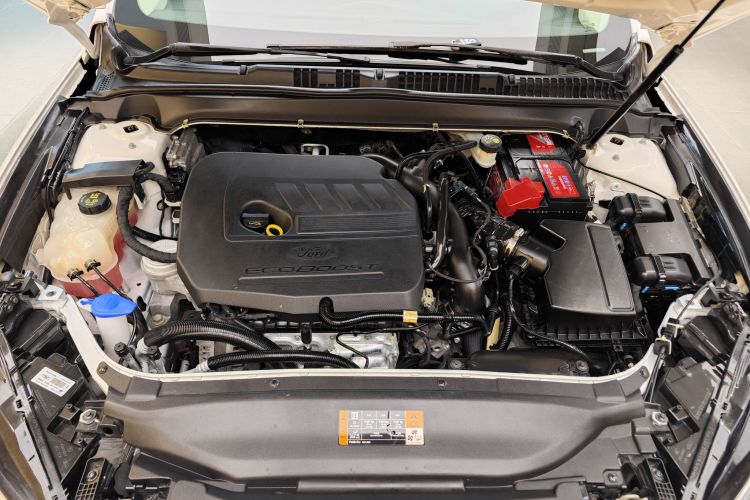 福特 蒙迪欧 2017款 EcoBoost 180 豪华型局部细节24