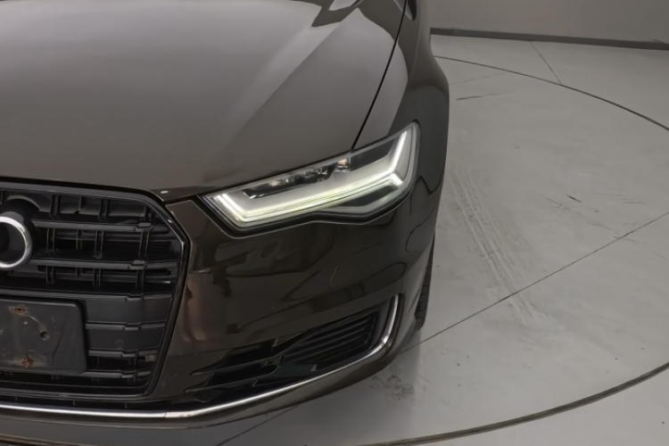 奥迪A6L 2018款 30周年年型 35 TFSI 运动型车身外观6001