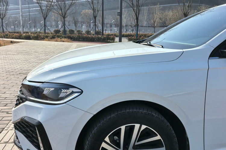 大众 朗逸 2023款 300TSI DSG星空满逸版车身外观6006