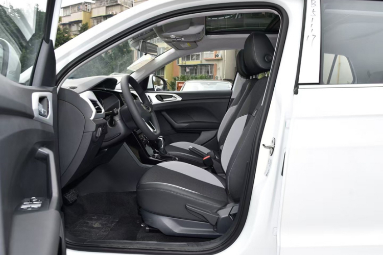 大众 探影 2023款 200TSI DSG 悦智联版中控内饰7002