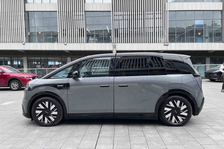 极氪MIX 2025款 长续航智驾版车身外观6005