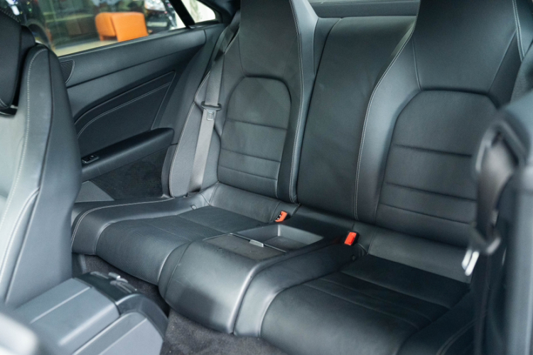 奔驰E级(进口) 2014款 E 200 轿跑版中控内饰7006