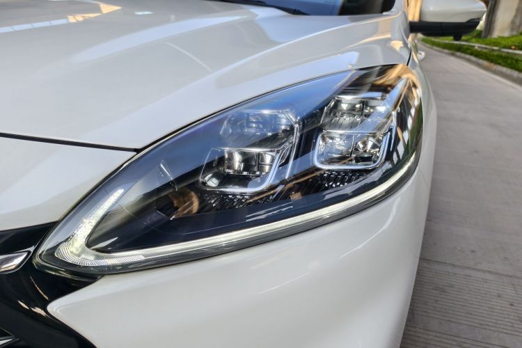 福特 锐际 2020款 EcoBoost 245 两驱耀享款局部细节36