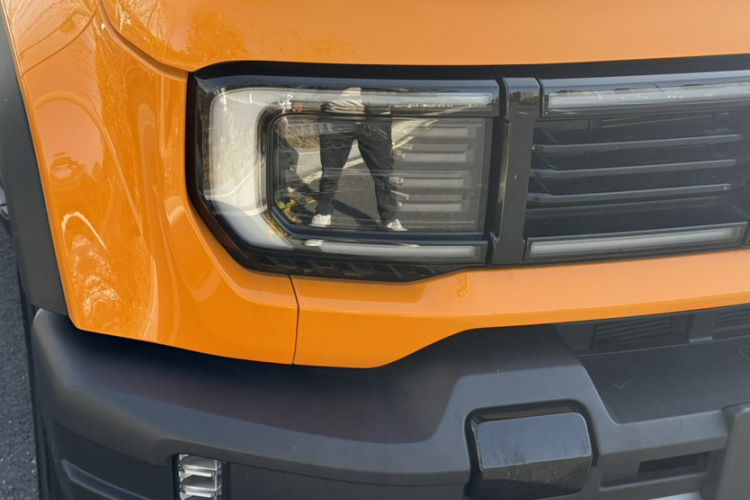 北京越野 北京BJ40 2024款 2.0T 全新城市猎人版 侠客型车身外观6010