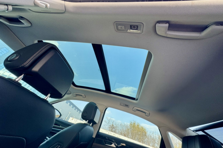 大众 帕萨特 2019款 380TSI 尊贵版 国VI局部细节22