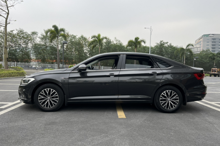 大众 速腾 2019款 280TSI DSG舒适型 国VI车身外观6007