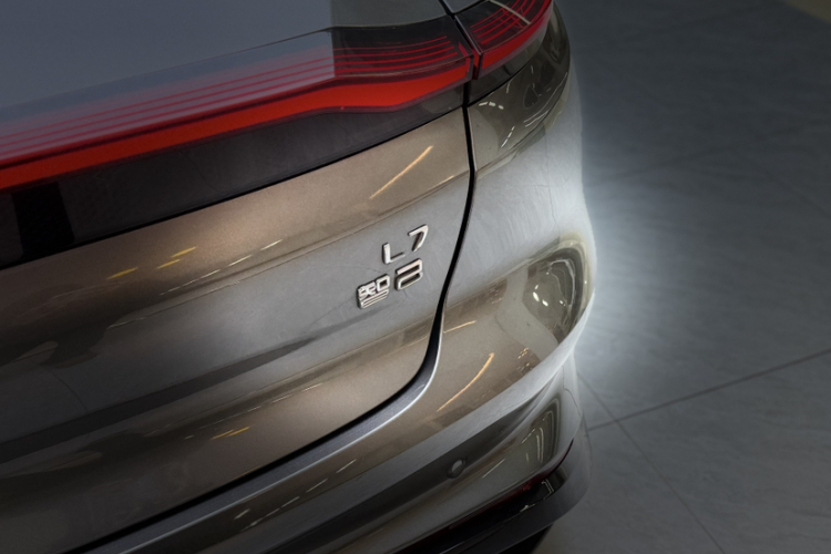 智己汽车 智己L7 2022款 Dynamic车身外观6004