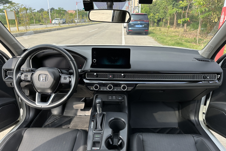 本田 思域 2022款 180TURBO CVT尚擎版中控内饰7002