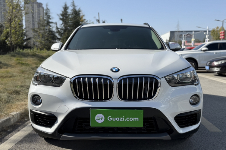 宝马X1 2018款 sDrive18Li 时尚型车身外观6001