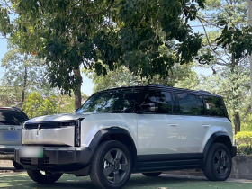 奇瑞iCAR 03 2024款 401km 两驱标准进阶版