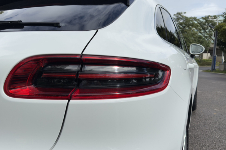 保时捷 2014款 Macan S 3.0T车身外观6004