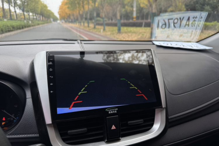 丰田 YARiS L 致炫 2016款 改款 1.5E CVT魅动版中控内饰7011