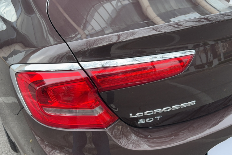 别克 君越 2018款 20T 精英型车身外观6005