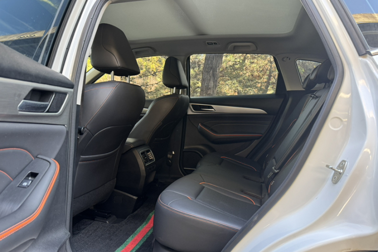 哈弗F7 2021款 1.5T 两驱i型车身外观6015