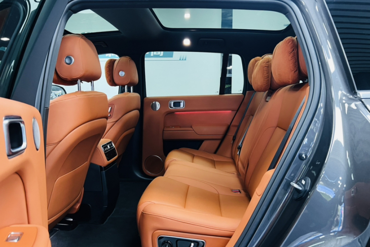 理想汽车 理想L7 2024款 MAX中控内饰7004