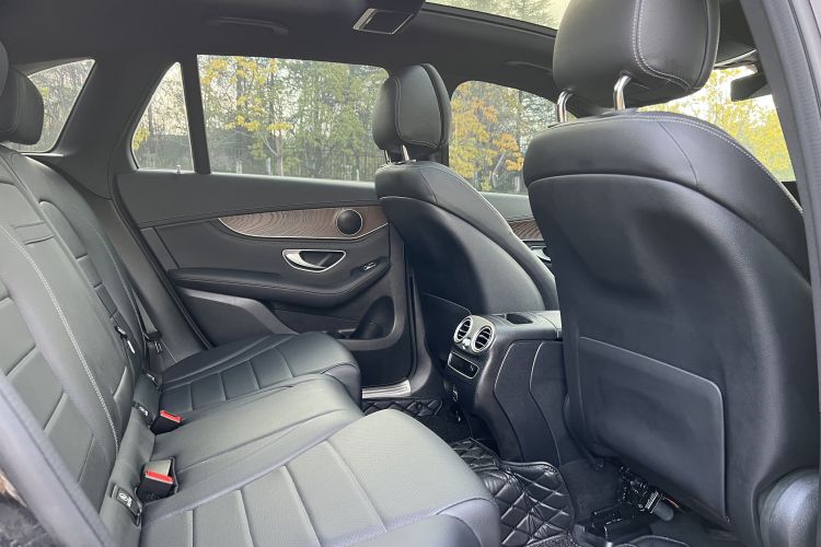 奔驰GLC 2020款 GLC 260 L 4MATIC 豪华型中控内饰7006