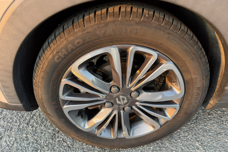 零跑汽车 零跑T03 2021款 400豪华版车身外观6003