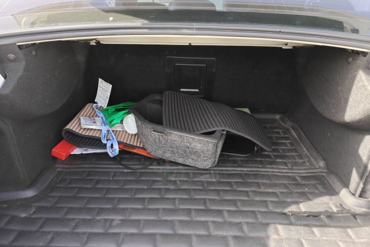 雪铁龙C5 2014款 2.0L 自动尊享型局部细节23