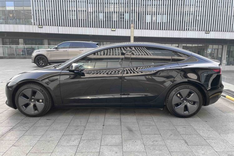 特斯拉 Model 3 2021款 标准续航后驱升级版 3D6车身外观6006