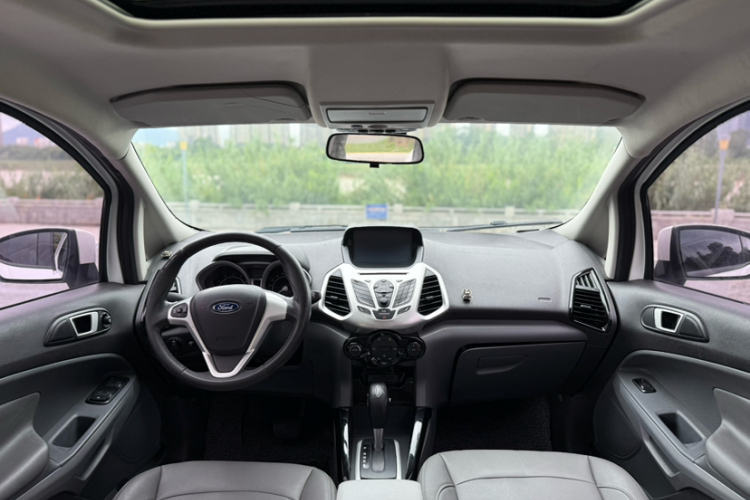 福特 翼搏 2013款 1.5L 自动尊贵型车身外观6007