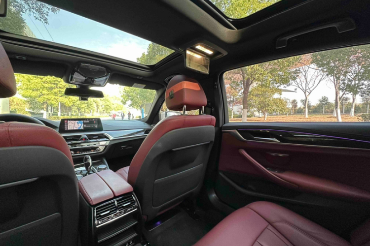 宝马5系 2020款 530Li 领先型 M运动套装局部细节22