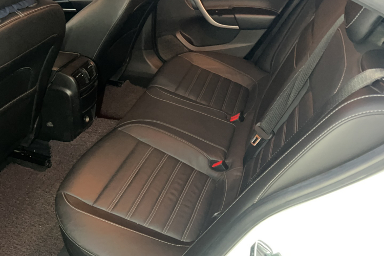 别克 君威 2015款 1.6T 时尚技术型中控内饰7002