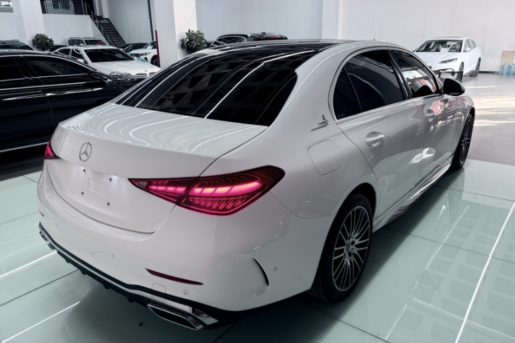 奔驰C级 2022款 改款 C 260 L 运动版车身外观6005