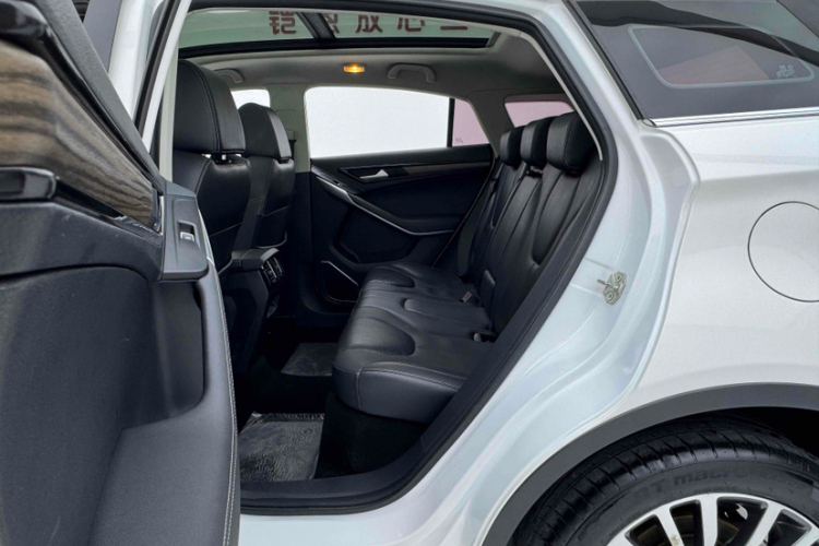 福特 领界 2019款 EcoBoost 145 CVT尊领型 国V中控内饰7003