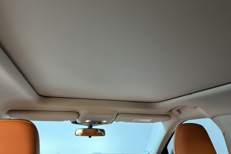 福特 探险者 2020款 EcoBoost 285 后驱风尚版 6座局部细节22