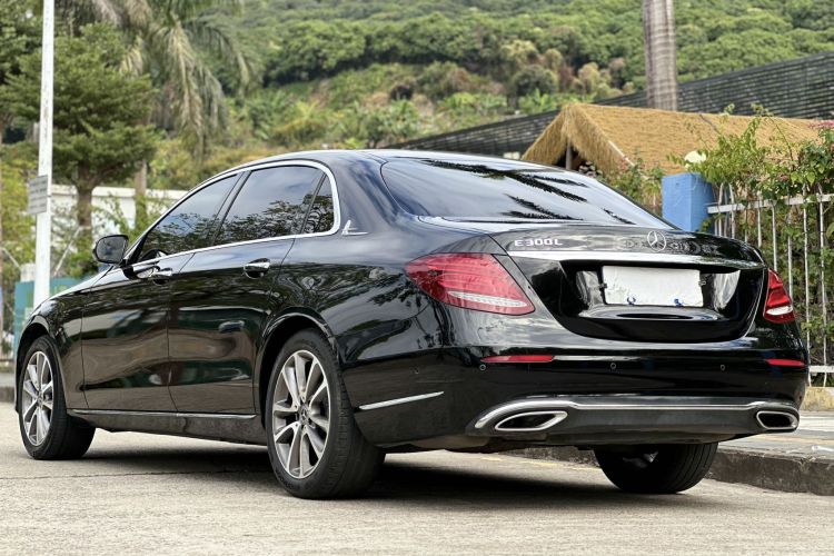 奔驰E级 2020款 改款 E 260 L车身外观6004