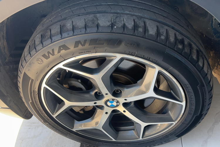 宝马X1 2016款 sDrive20Li 豪华型局部细节9013