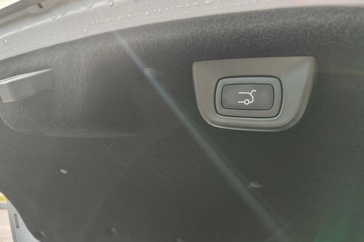 零跑汽车 零跑C01 2023款 增程 316 智享版局部细节9010