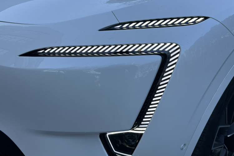 阿维塔11 2023款 超长续航单电机版 5座局部细节36