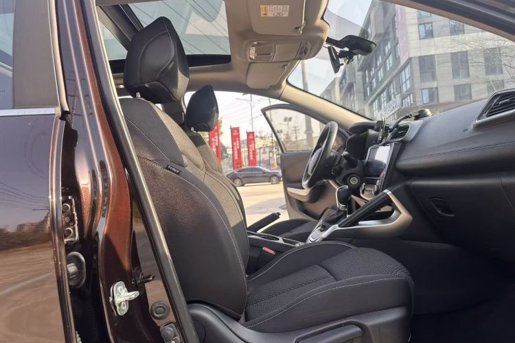 雷诺 科雷嘉 2017款 2.0L 两驱舒适版中控内饰7003