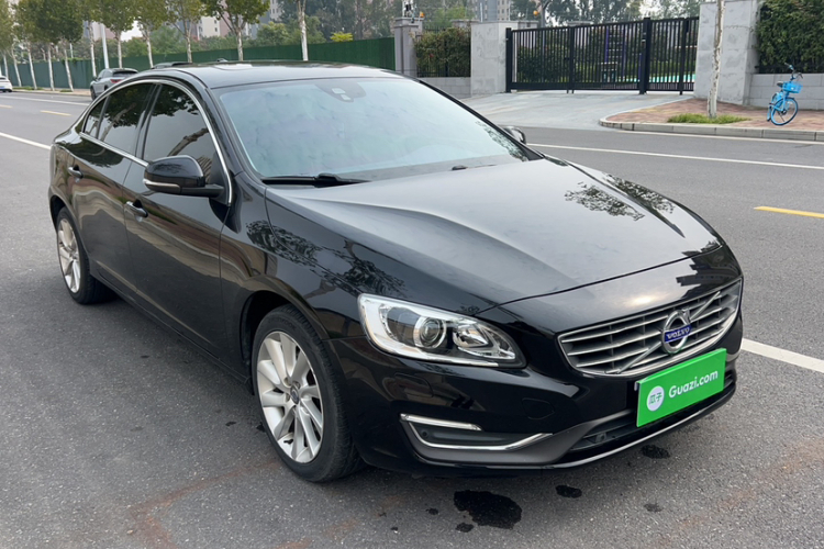 沃尔沃S60 2015款 S60L 2.0T 智远版车身外观6005