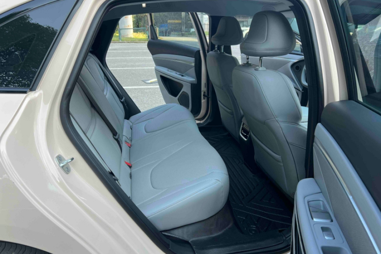 小鹏MONA M03 2024款 620 超长续航中控内饰7006