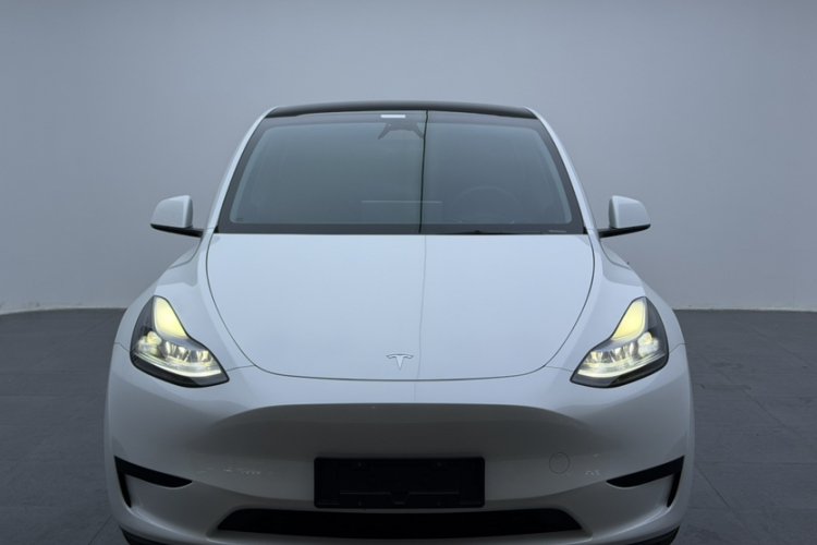 特斯拉 Model Y 2024款 后轮驱动版车身外观6003