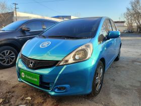 本田 飞度 2011款 1.3L 手动舒适版